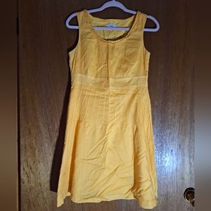 Lands End women's sleeveless yellow dress